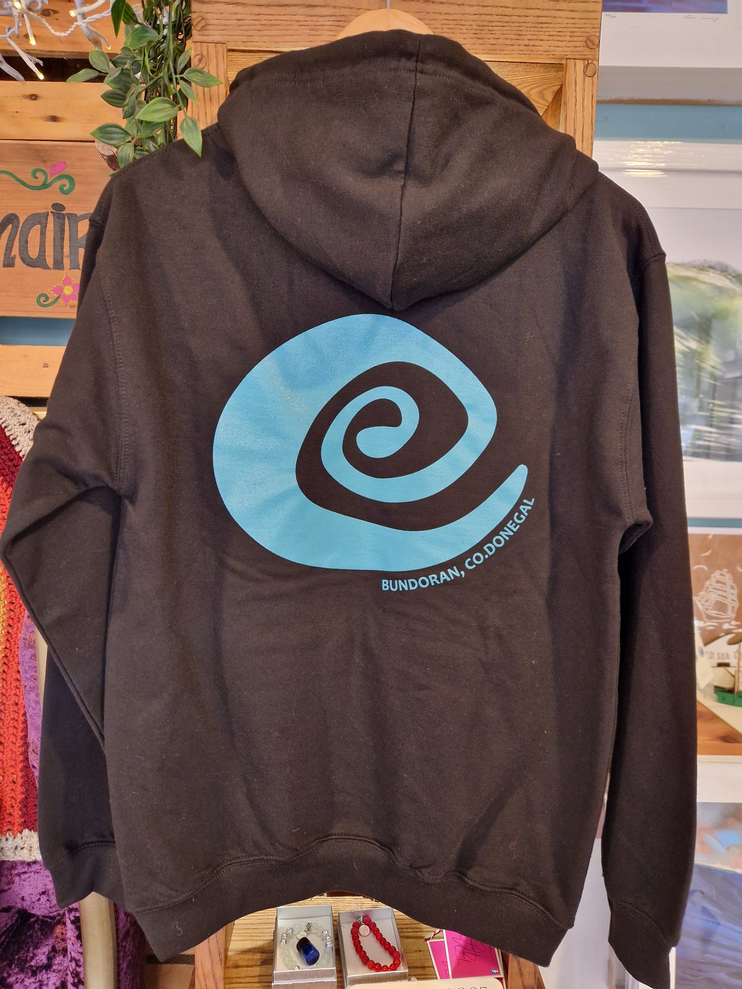 ISAI Hoodie - Black