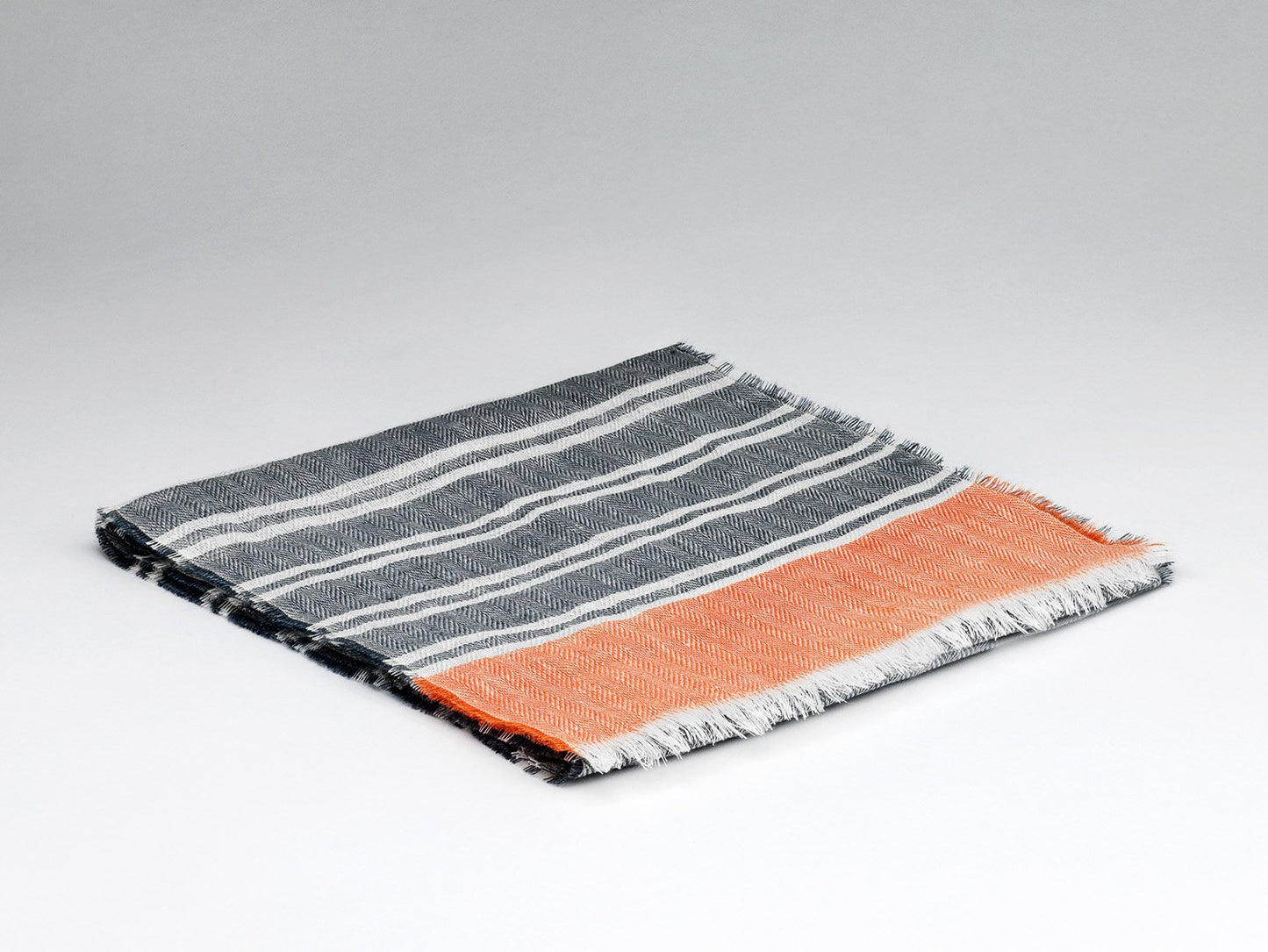 Mc Nutt of Donegal Linen Scarves