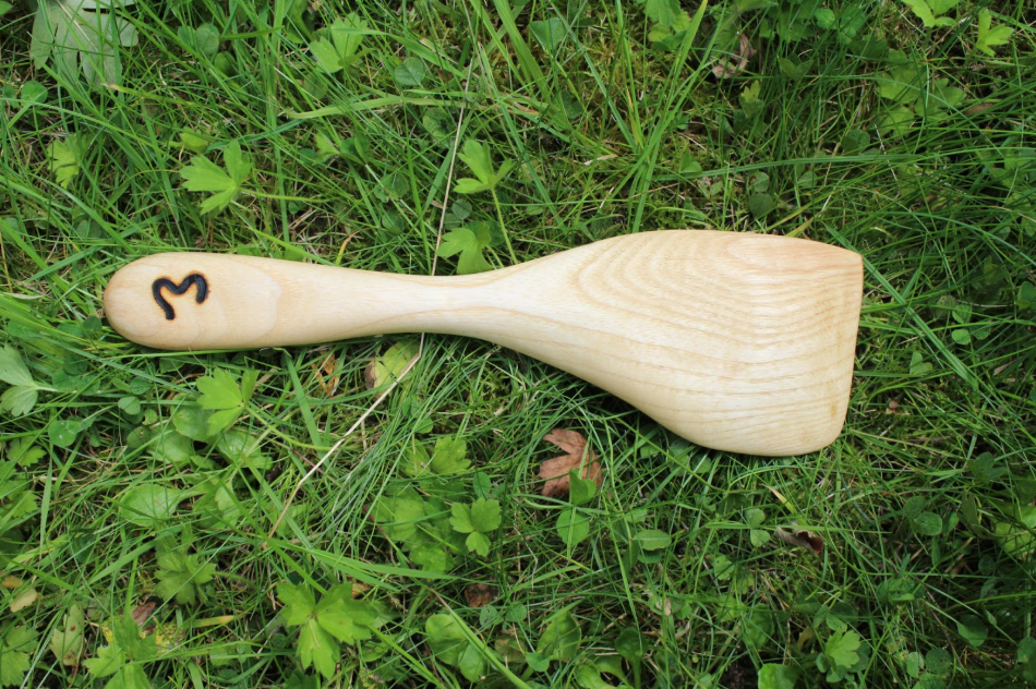 Wooden Knives, spatulas & salad servers by WyldeThought