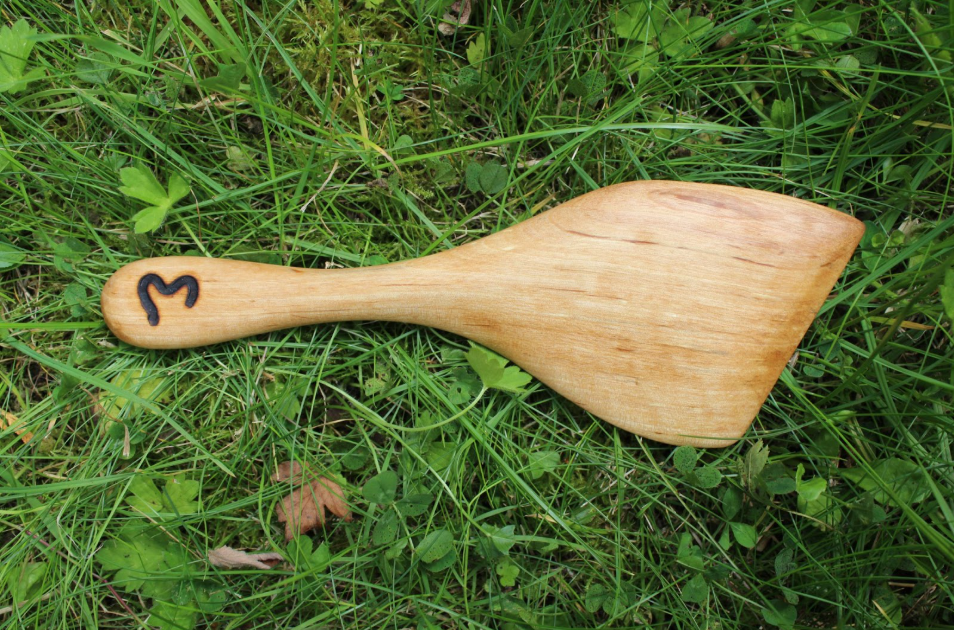 Wooden Knives, spatulas & salad servers by WyldeThought