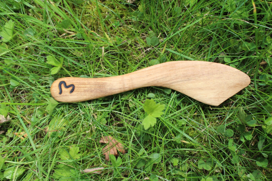 Wooden Knives, spatulas & salad servers by WyldeThought