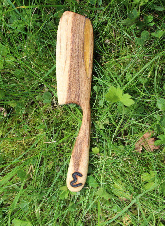 Wooden Knives, spatulas & salad servers by WyldeThought
