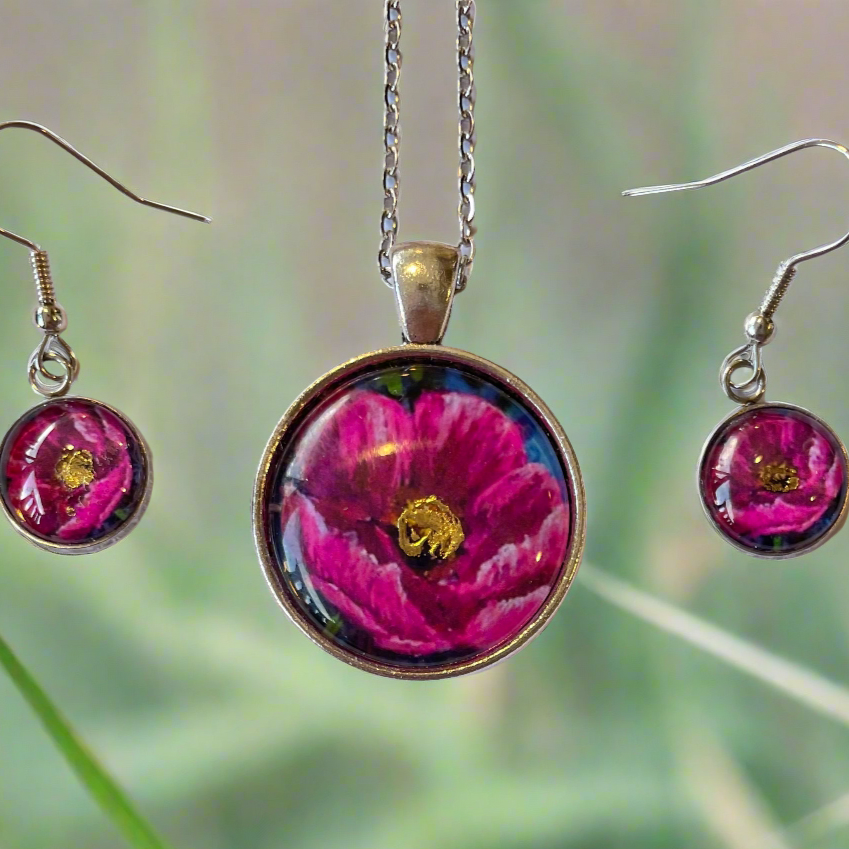 Margaret Rattigan - Glass pendant and earrings set