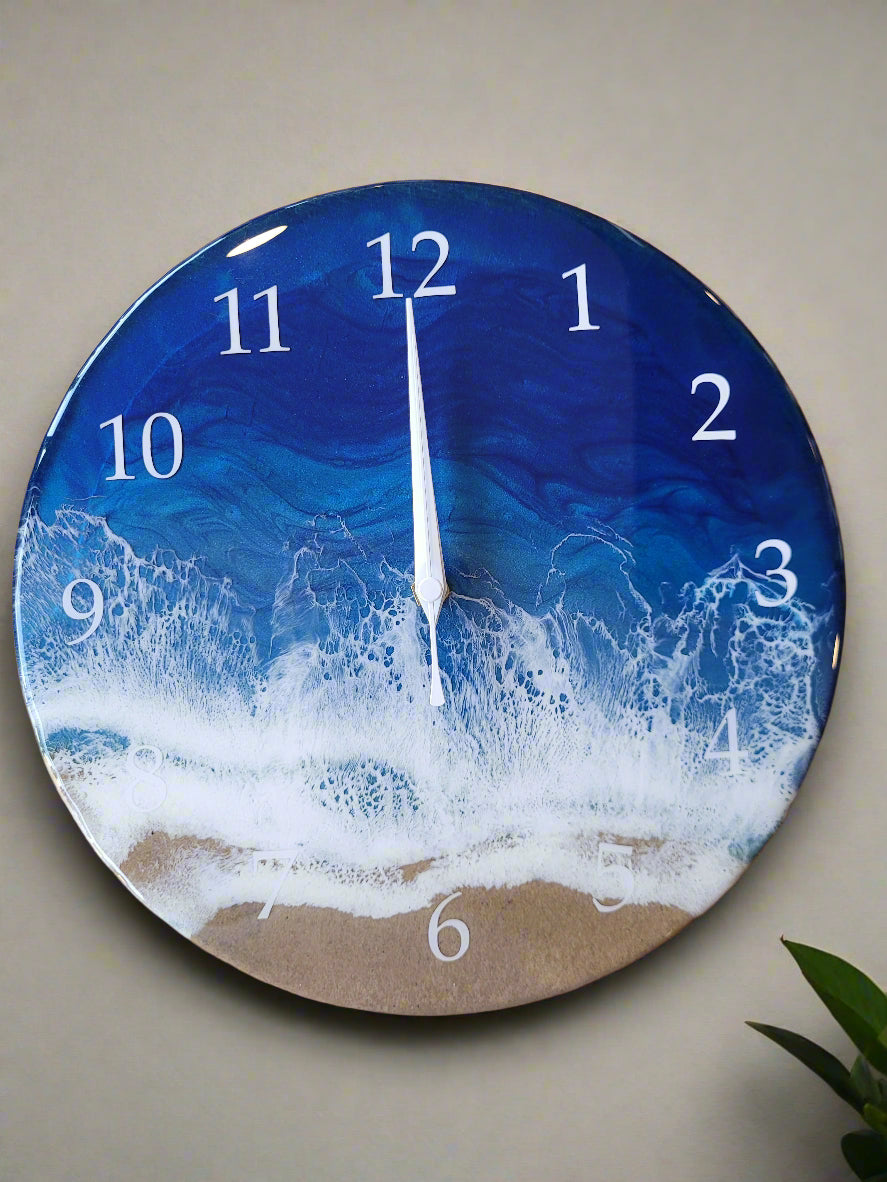 Lisa Hughes Resin Art