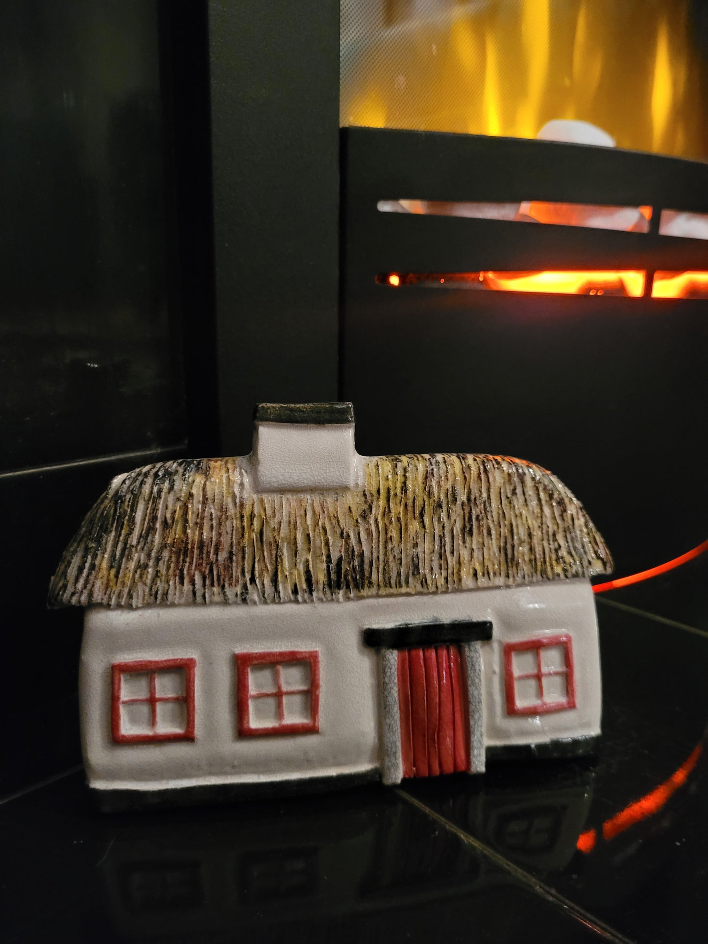 Ceramic Irish Cottage - Lough Melvin Studios