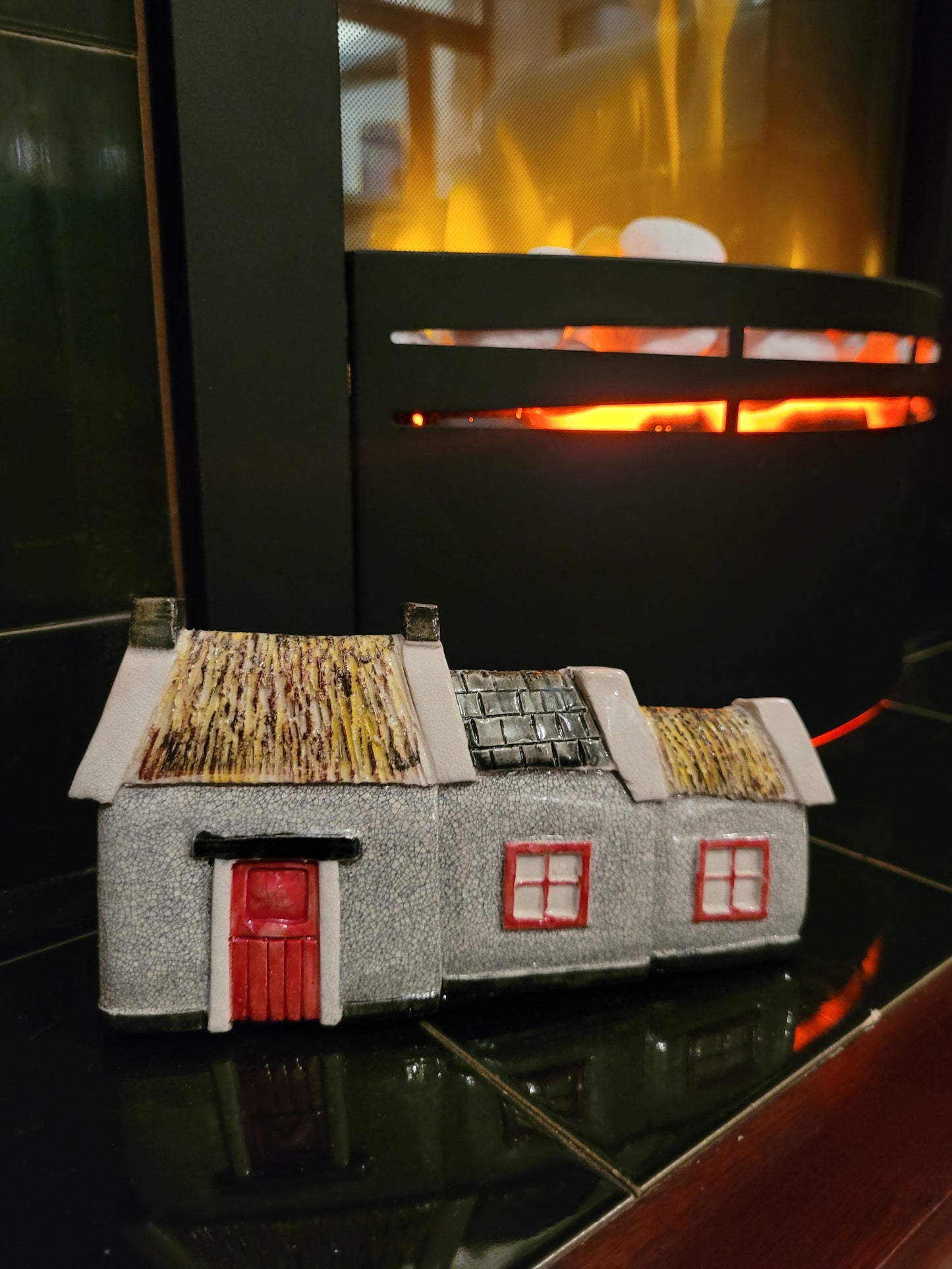 Ceramic Irish Cottage - Lough Melvin Studios