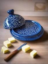 Load image into Gallery viewer, Tiger ceramics - Butter dish
