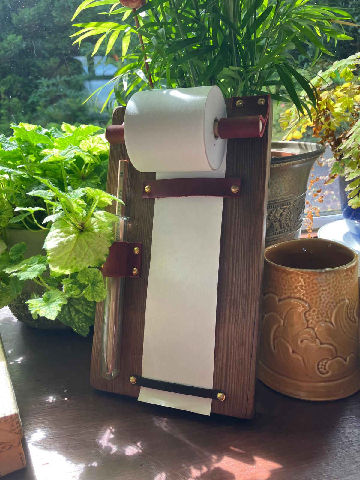 Asgard Arts - Note holder