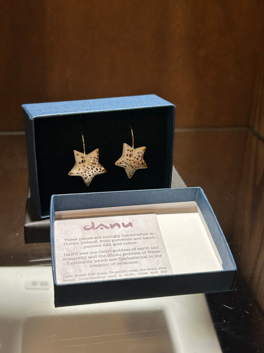 DANÚ - White Sparkly Star Earrings