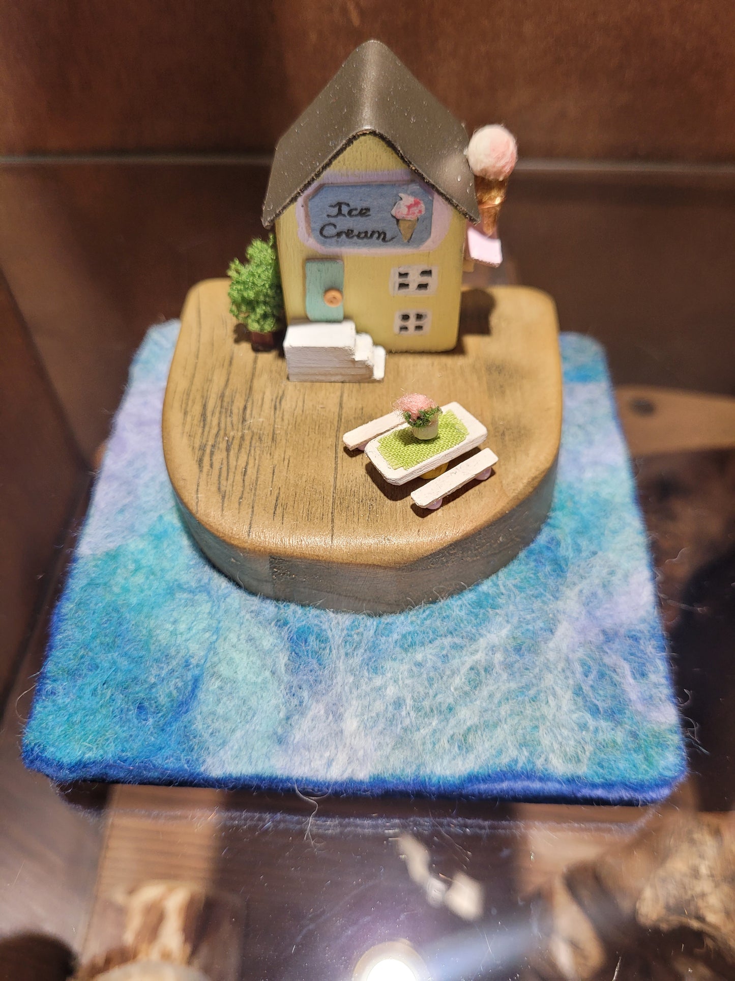 Miniature Seaside Houses - Asgard Arts