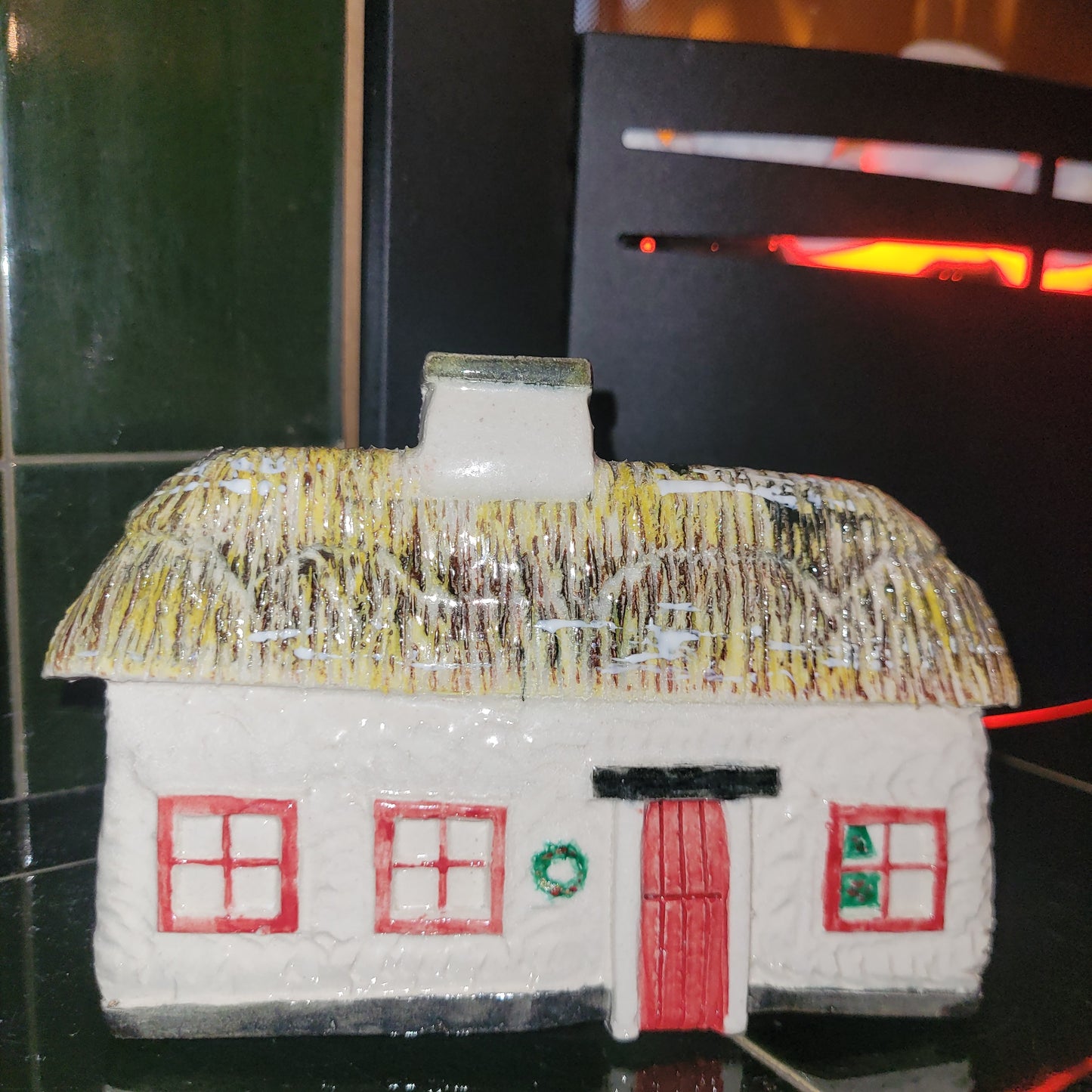 Ceramic Irish Cottage - Lough Melvin Studios