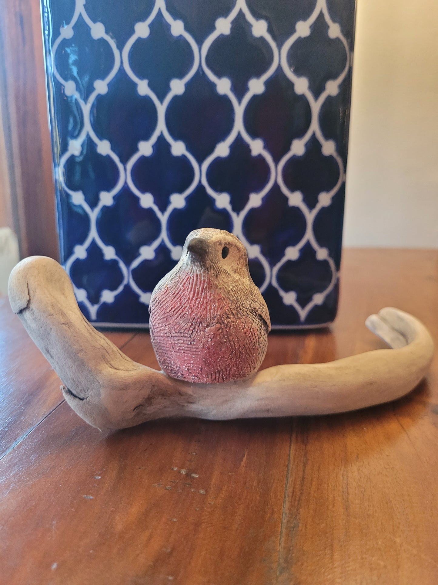 Robin on driftwood - Lough Melvin Studios