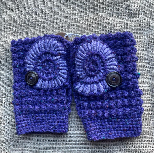 Decorated Fingerless Gloves